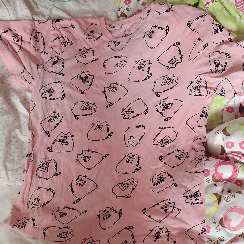 Pink Graphic Pusheen T-Shirt